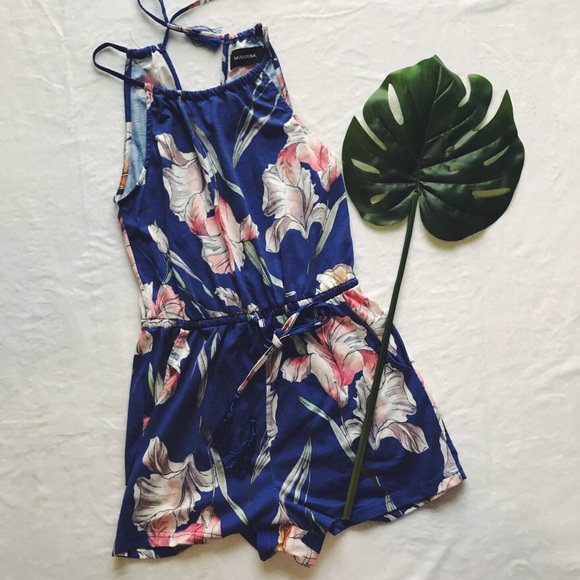 ✨Minkpink Romper - Picture 5 of 8